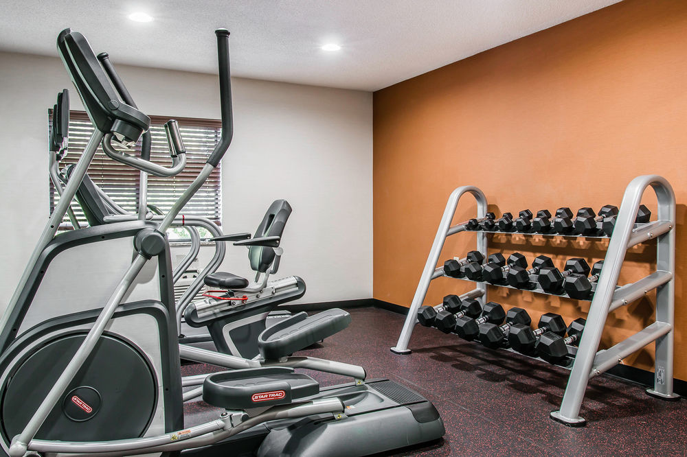 Quality Inn & Suites Warren - Detroit Zewnętrze zdjęcie