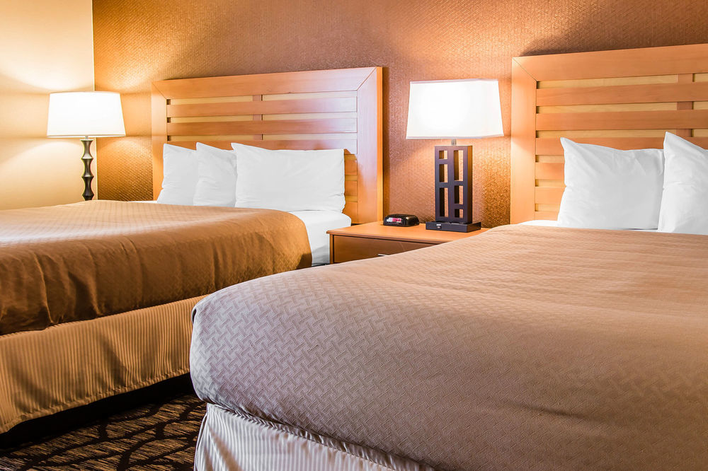 Quality Inn & Suites Warren - Detroit Zewnętrze zdjęcie